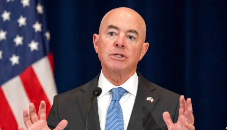 US To Extend Deportation Relief For More Than 300,000 Migrants