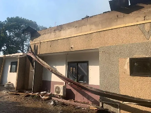 Prof Ameyaw Akumfi’s daughter caught in house fire incident dies – SIR