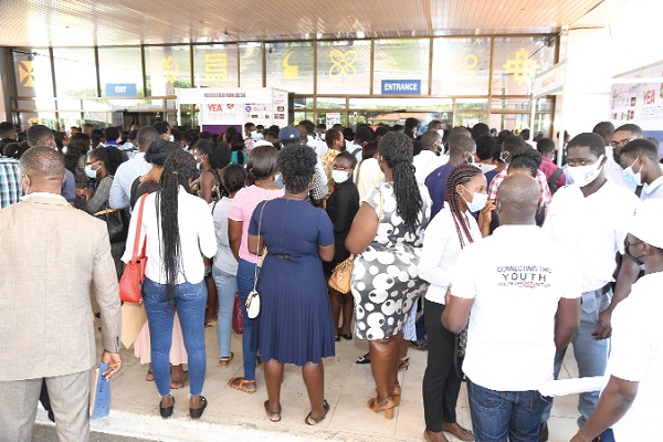 Ghana’s unemployment rate eases to 13.6%, youth joblessness still high